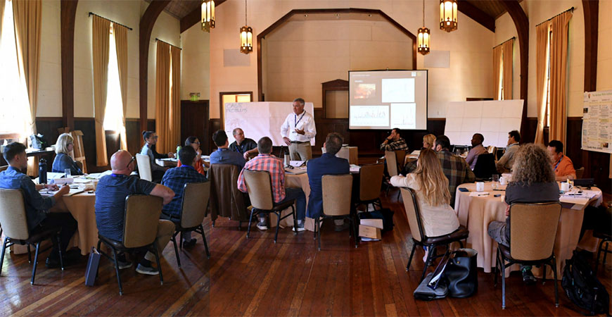 Executive director of the Gallo Management Program Steve Shackelton speaks to attendees of the NPI Executive Leadership Seminar.